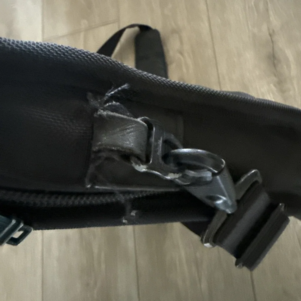 Tumi Alpha Organizer Portfolio Briefcase Laptop Bag Ballistic Shoulder Strap‎